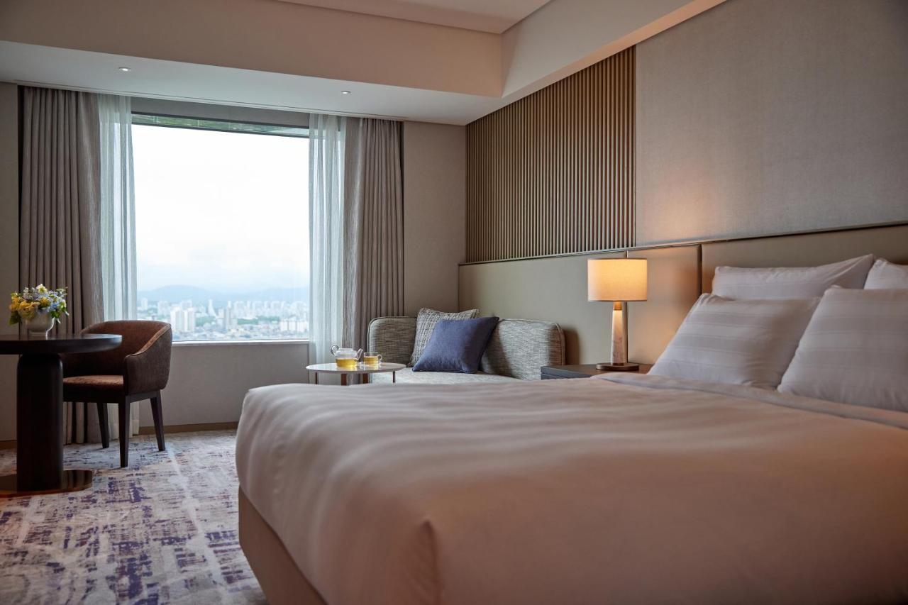 Lotte Hotel World Seoul Ngoại thất bức ảnh Deluxe Room