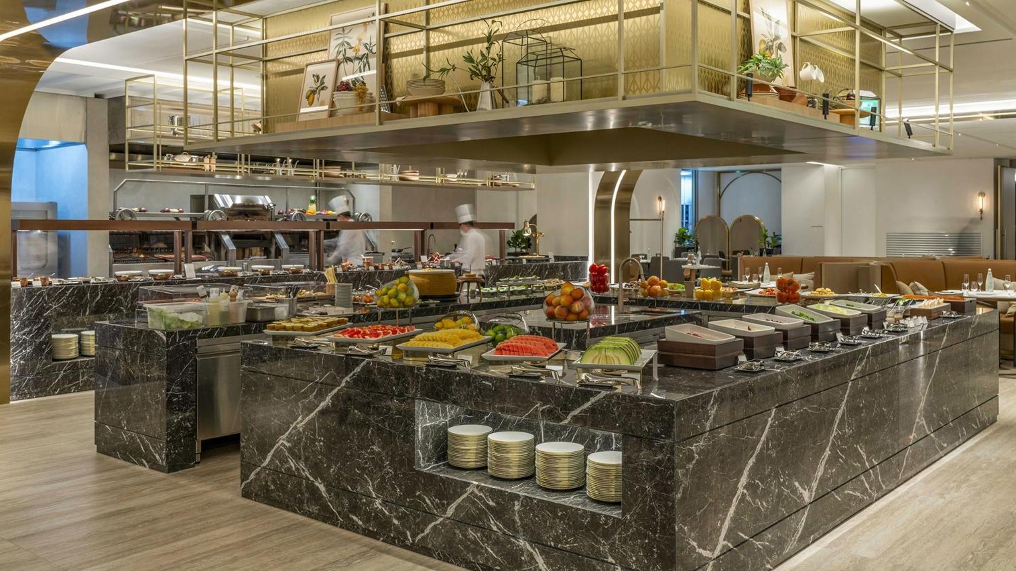 Lotte Hotel World Seoul Ngoại thất bức ảnh A buffet at a hotel