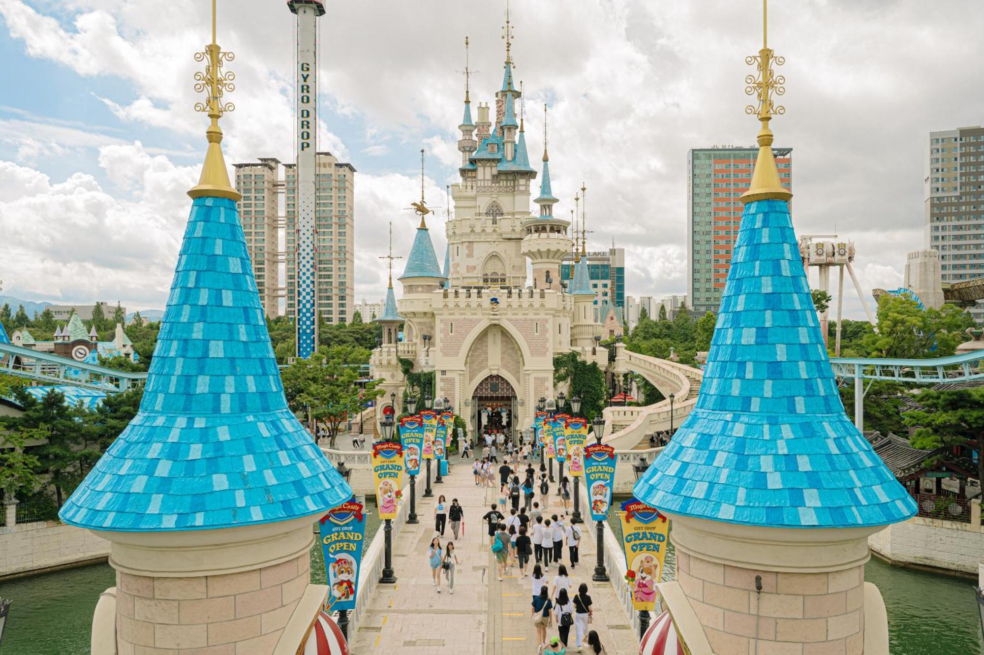 Lotte Hotel World Seoul Ngoại thất bức ảnh Lotte World, Seoul
